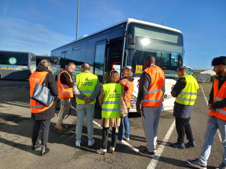 Transdev STAO ouvre ses portes - visite du site de Laval